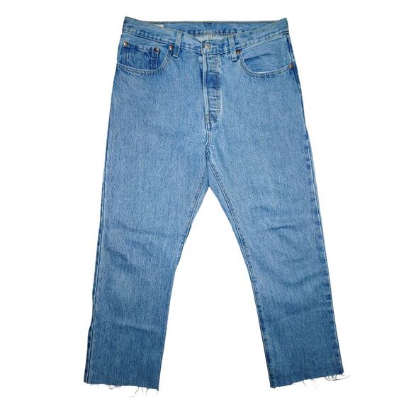 Levi’s 501 Light Wash Cutoff Jeans - W31 L32 - Button Fly - Raw Hem - Picture 1 of 6